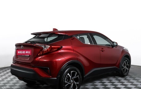 Toyota C-HR I рестайлинг, 2018 год, 2 370 000 рублей, 6 фотография