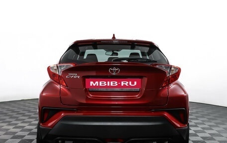 Toyota C-HR I рестайлинг, 2018 год, 2 370 000 рублей, 7 фотография