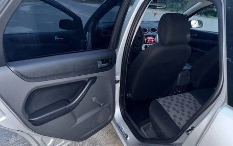Ford Focus II рестайлинг, 2006 год, 330 000 рублей, 13 фотография