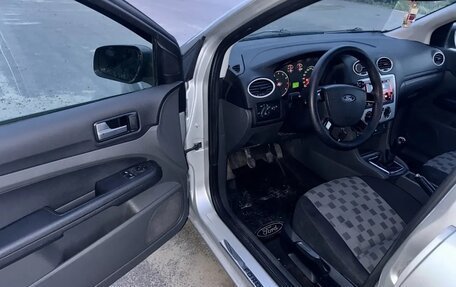 Ford Focus II рестайлинг, 2006 год, 330 000 рублей, 14 фотография