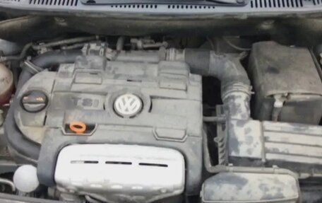 Volkswagen Touran III, 2012 год, 750 000 рублей, 7 фотография
