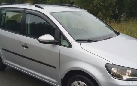 Volkswagen Touran III, 2012 год, 750 000 рублей, 10 фотография