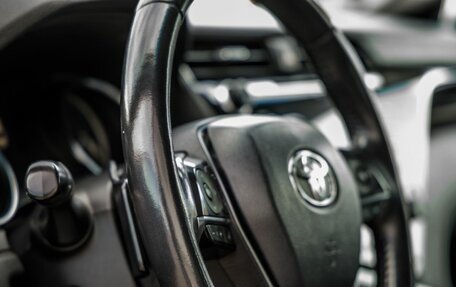 Toyota Camry, 2018 год, 2 848 000 рублей, 34 фотография