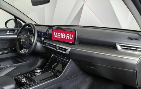 KIA K5, 2024 год, 2 999 000 рублей, 21 фотография