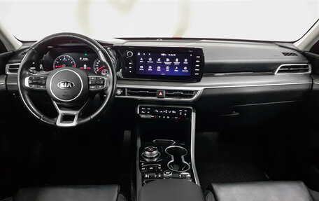 KIA K5, 2021 год, 2 310 000 рублей, 9 фотография