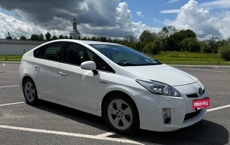 Toyota Prius, 2009 год, 1 020 000 рублей, 2 фотография