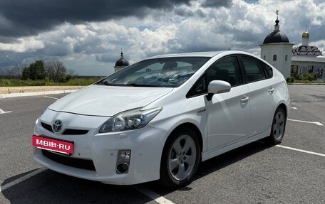 Toyota Prius, 2009 год, 1 020 000 рублей, 3 фотография