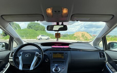 Toyota Prius, 2009 год, 1 020 000 рублей, 14 фотография