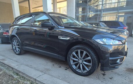 Jaguar F-Pace, 2016 год, 1 900 000 рублей, 6 фотография