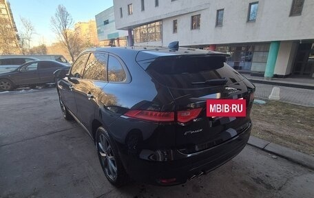 Jaguar F-Pace, 2016 год, 1 900 000 рублей, 2 фотография