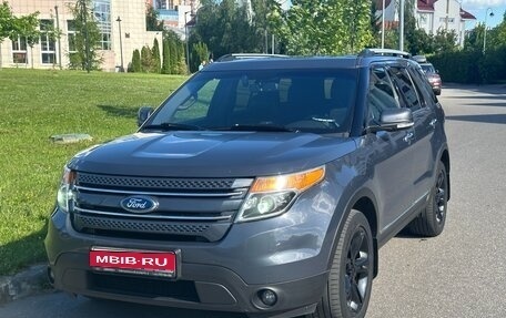 Ford Explorer VI, 2013 год, 1 950 000 рублей, 1 фотография