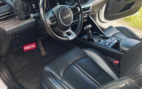 KIA K5, 2021 год, 2 600 000 рублей, 10 фотография