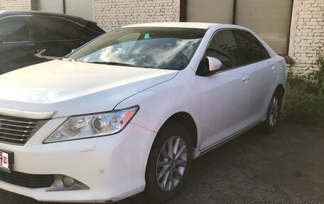 Toyota Camry, 2013 год, 1 600 000 рублей, 2 фотография