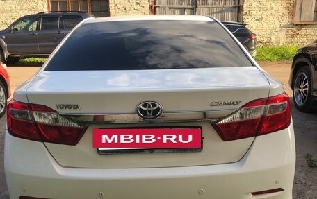 Toyota Camry, 2013 год, 1 600 000 рублей, 7 фотография