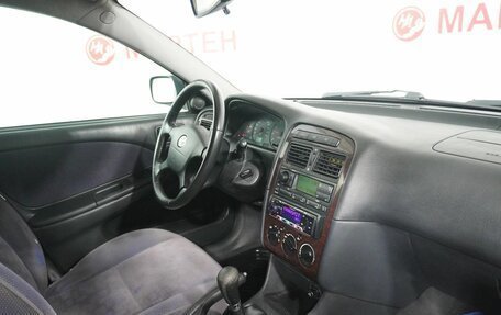 Toyota Avensis III рестайлинг, 2001 год, 318 000 рублей, 10 фотография