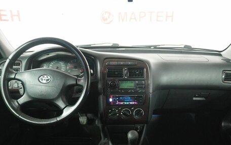 Toyota Avensis III рестайлинг, 2001 год, 318 000 рублей, 15 фотография