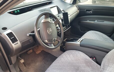 Toyota Prius, 2008 год, 450 000 рублей, 9 фотография