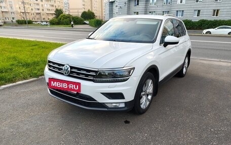 Volkswagen Tiguan II, 2017 год, 2 200 000 рублей, 5 фотография