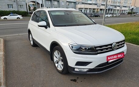 Volkswagen Tiguan II, 2017 год, 2 200 000 рублей, 6 фотография