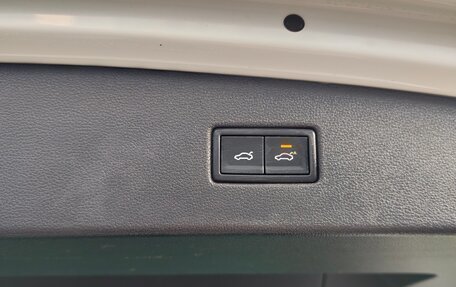 Volkswagen Tiguan II, 2017 год, 2 200 000 рублей, 10 фотография