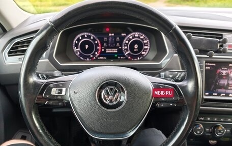 Volkswagen Tiguan II, 2017 год, 2 200 000 рублей, 17 фотография
