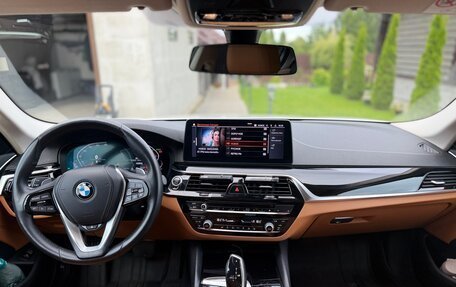 BMW 5 серия, 2021 год, 4 400 000 рублей, 25 фотография