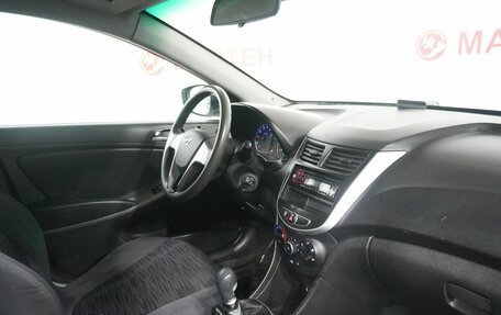 Hyundai Solaris II рестайлинг, 2014 год, 748 000 рублей, 10 фотография