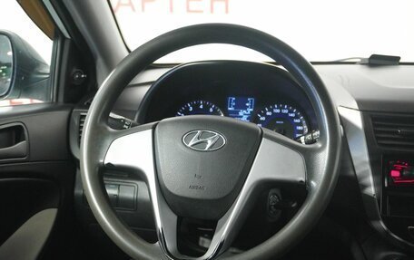 Hyundai Solaris II рестайлинг, 2014 год, 748 000 рублей, 16 фотография