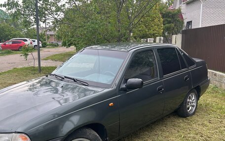 Daewoo Nexia I рестайлинг, 2002 год, 130 000 рублей, 8 фотография