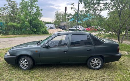 Daewoo Nexia I рестайлинг, 2002 год, 130 000 рублей, 7 фотография