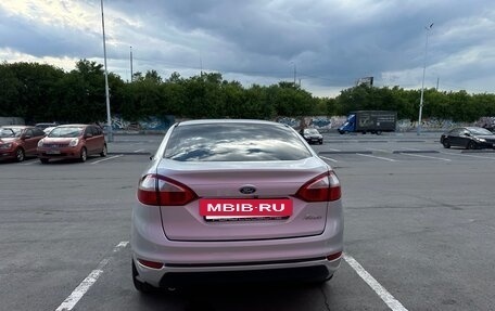 Ford Fiesta, 2015 год, 850 000 рублей, 7 фотография