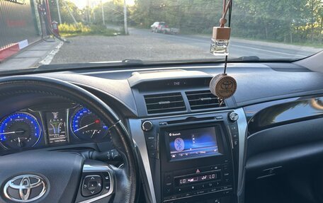 Toyota Camry, 2015 год, 1 950 000 рублей, 2 фотография