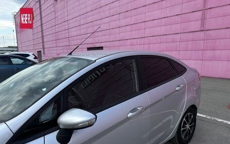 Ford Fiesta, 2015 год, 850 000 рублей, 16 фотография