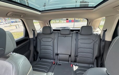 Volkswagen Touareg III, 2020 год, 4 900 000 рублей, 16 фотография