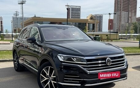 Volkswagen Touareg III, 2020 год, 4 900 000 рублей, 6 фотография
