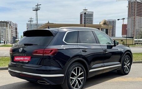 Volkswagen Touareg III, 2020 год, 4 900 000 рублей, 5 фотография