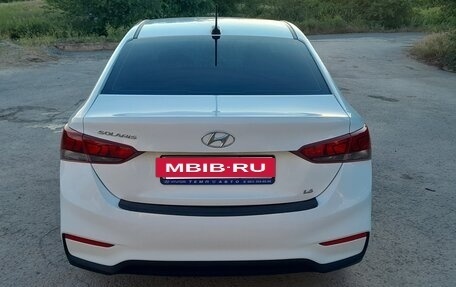 Hyundai Solaris II рестайлинг, 2018 год, 1 200 000 рублей, 4 фотография