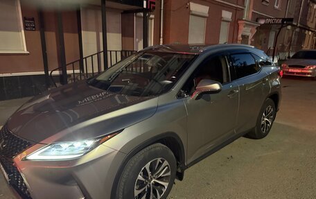 Lexus RX IV рестайлинг, 2020 год, 5 700 000 рублей, 3 фотография