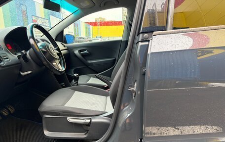 Volkswagen Polo VI (EU Market), 2013 год, 580 000 рублей, 21 фотография
