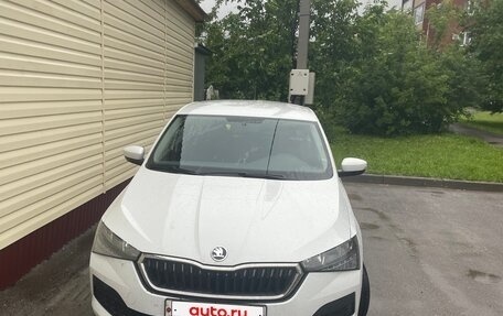 Skoda Rapid II, 2021 год, 1 620 000 рублей, 1 фотография