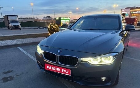 BMW 3 серия, 2018 год, 1 300 000 рублей, 4 фотография