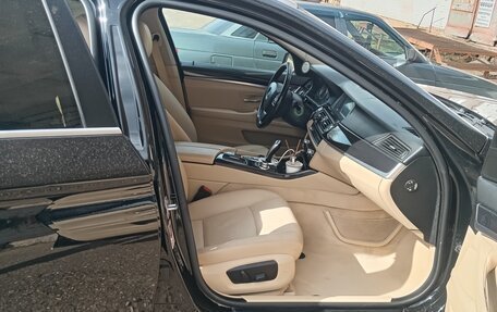 BMW 5 серия, 2015 год, 1 800 000 рублей, 1 фотография
