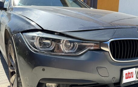 BMW 3 серия, 2018 год, 1 300 000 рублей, 14 фотография