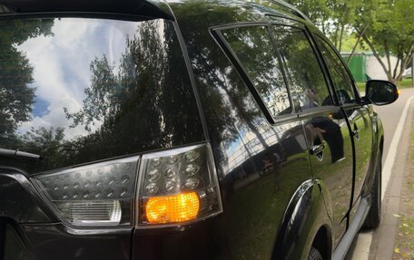 Mitsubishi Outlander III рестайлинг 3, 2010 год, 900 000 рублей, 3 фотография