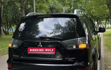 Mitsubishi Outlander III рестайлинг 3, 2010 год, 900 000 рублей, 2 фотография