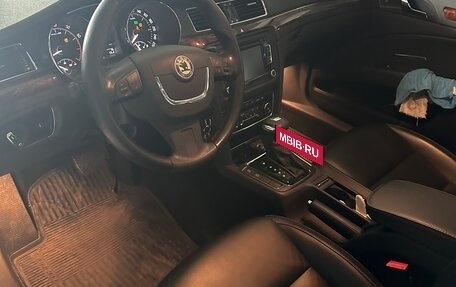 Skoda Superb III рестайлинг, 2010 год, 1 800 000 рублей, 4 фотография