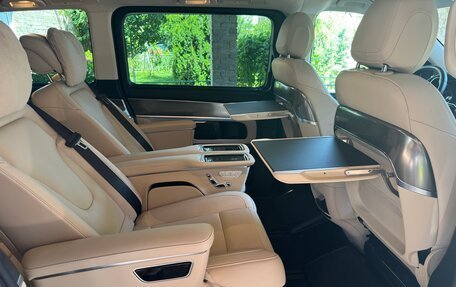 Mercedes-Benz V-Класс, 2022 год, 9 100 000 рублей, 10 фотография