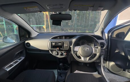 Toyota Vitz, 2016 год, 890 000 рублей, 8 фотография