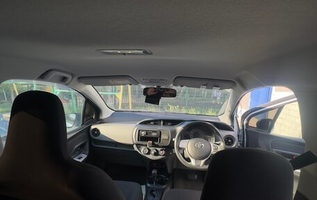 Toyota Vitz, 2016 год, 890 000 рублей, 12 фотография