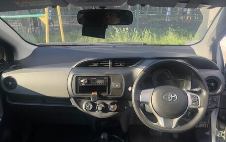 Toyota Vitz, 2016 год, 890 000 рублей, 13 фотография